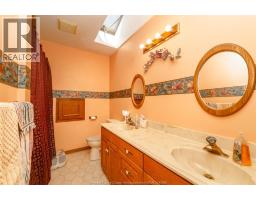 148 TECUMSEH ROAD - 19