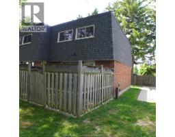 222 VICTORIA STREET South UnitNo. 11 - 20