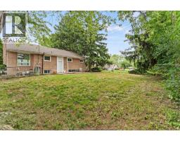 4065 Dougall - 30