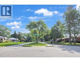 3711 DANDURAND - 21