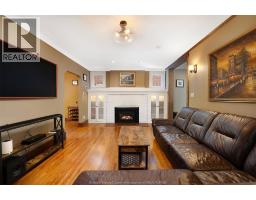 2268 Dougall AVENUE - 14