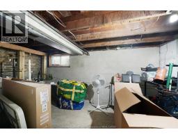 2268 Dougall AVENUE - 35