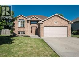 838 SOUTHWOOD DRIVE - 1
