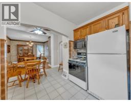 561 ELINOR STREET - 16