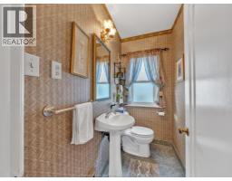 561 ELINOR STREET - 21