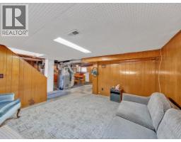 561 ELINOR STREET - 32