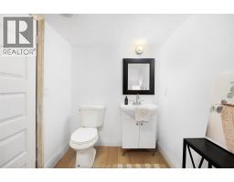 2326 GLADSTONE AVENUE - 25