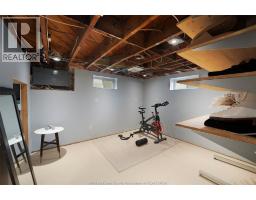 2326 GLADSTONE AVENUE - 26
