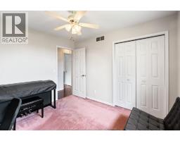 8020 Gardiner CRESCENT - 23