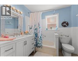 964 Eastlawn AVENUE - 19