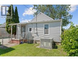 964 Eastlawn AVENUE - 26