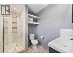 1068 SOCRATES CRESCENT - 12