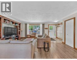 1828 Service ROAD - 2