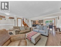 1828 Service ROAD - 5