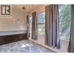956 VICTORIA - 10
