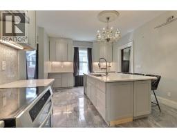 956 VICTORIA - 11