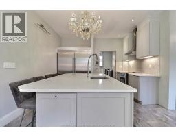 956 VICTORIA - 14