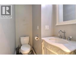 956 VICTORIA - 19