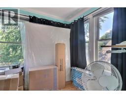 956 VICTORIA - 27
