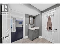 195 Francis Cres - 27