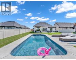 195 Francis Cres - 29