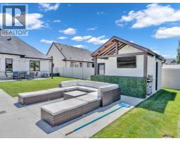 195 Francis Cres - 30