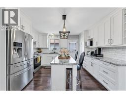 752 HELENA CRESCENT - 12