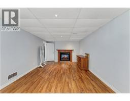 752 HELENA CRESCENT - 26