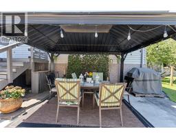 752 HELENA CRESCENT - 28