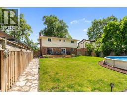 538 Michael CRESCENT - 46