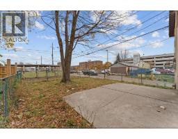 559 Chatham STREET East - 28