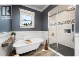 920 ERIE AVENUE West - 20