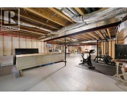 920 ERIE AVENUE West - 33