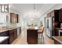2203 ROXBOROUGH - 18