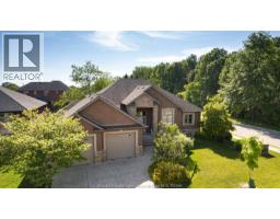 2203 ROXBOROUGH - 40