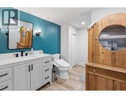 1600 ST GABRIEL - 22