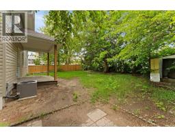 305 ERIE ST S - 30
