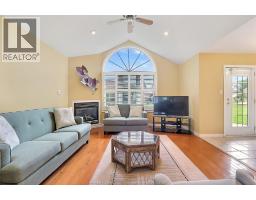 1099 IMPERIAL CRESCENT - 12