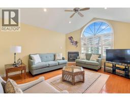 1099 IMPERIAL CRESCENT - 13