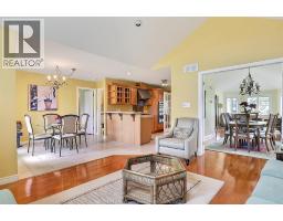 1099 IMPERIAL CRESCENT - 15