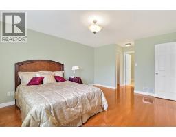 1099 IMPERIAL CRESCENT - 22