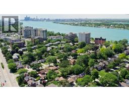 279 FORD BOULEVARD - 34