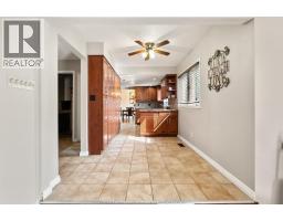 2870 GLENWOOD AVENUE - 17