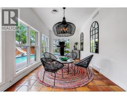 323 TALBOT STREET South - 32