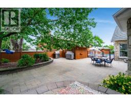 323 TALBOT STREET South - 46