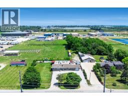 1582 County Rd 34 - 44