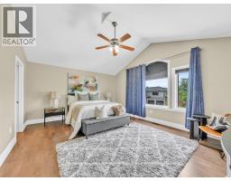 3000 MCROBBIE CRESCENT - 16