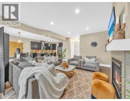 3000 MCROBBIE CRESCENT - 23