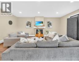 3000 MCROBBIE CRESCENT - 24