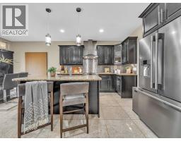 3000 MCROBBIE CRESCENT - 29